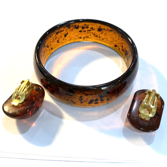 Tortoise Shell Lucite jewelry bangle bracelet clip on earrings signed W Germany - Picture 3 of 10